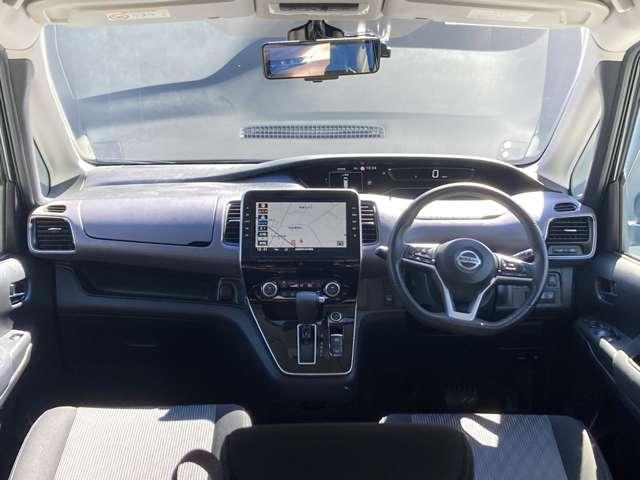 セレナ ２．０　ハイウェイスター　Ｖ　認定中古車距離無制限１年保証　両側オート（17枚目）