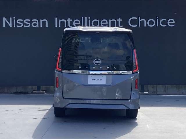セレナ ２．０　ハイウェイスターＶ　雹害車両　実車確認必須　全周囲カメラ　両（10枚目）