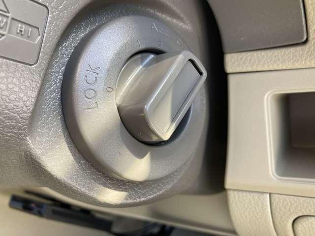 ノート 15X ワイド保証ライト距離無制限3ヶ月保証 HDDナビ バックカメラ ETC スマートキー 車検整備渡し 当社下取車 スペアタイヤ 工具 ジャッキ ワンオーナー(18枚目)