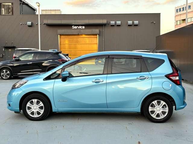 ノート ｅ－パワー　Ｘ　認定中古車走行距離無制限１年保証　ｅ－ＰＯＷＥＲ　スマートキー　全周囲カメラ　ドラレコ　ＥＴＣ　純正ナビ　フォグランプ　ワンオーナー（8枚目）