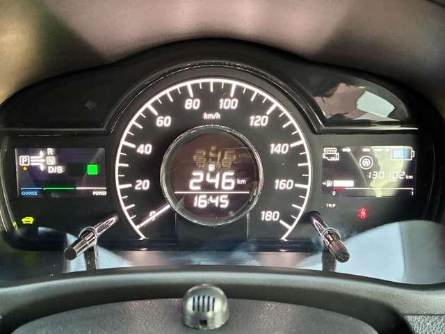 ノート ｅ－パワー　Ｘ　認定中古車走行距離無制限１年保証　ｅ－ＰＯＷＥＲ　スマートキー　全周囲カメラ　ドラレコ　ＥＴＣ　純正ナビ　フォグランプ　ワンオーナー（15枚目）