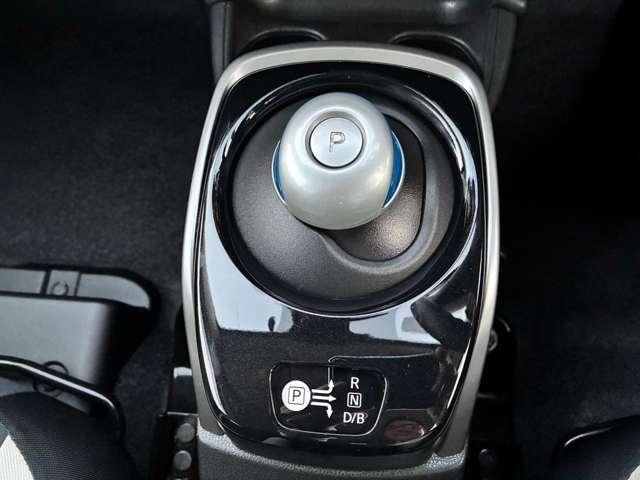 ノート ｅ－パワー　Ｘ　認定中古車走行距離無制限１年保証　ｅ－ＰＯＷＥＲ　スマートキー　全周囲カメラ　ドラレコ　ＥＴＣ　純正ナビ　フォグランプ　ワンオーナー（25枚目）