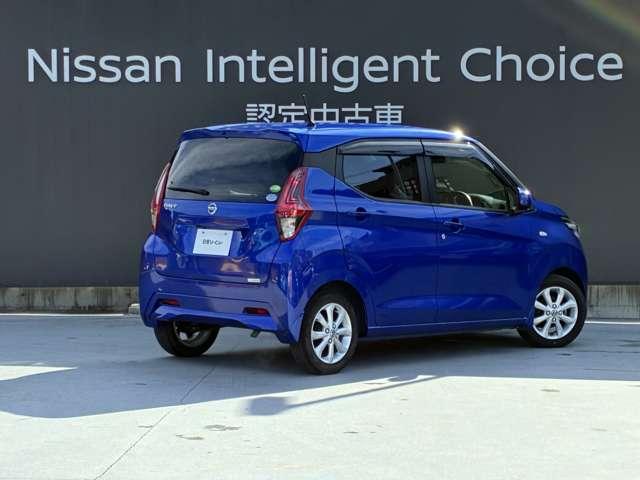 デイズ X 認定中古車走行距離無制限1年保証 バックカメラ ナビ スマートキー アルミホイール 衝突被害軽減装置 踏み間違い防止アシスト 明い室内インテリア ワンオーナー(10枚目)