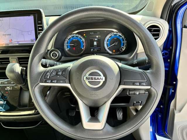 デイズ X 認定中古車走行距離無制限1年保証 バックカメラ ナビ スマートキー アルミホイール 衝突被害軽減装置 踏み間違い防止アシスト 明い室内インテリア ワンオーナー(15枚目)