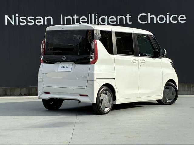 ルークス X 認定中古車走行距離無制限1年保証 片側ハンズフリーオートスライドドア LEDヘッドライト 純正ナビゲーション フロントドライブレコーダー+車室内カメラ アラウンドビューモニター ワンオーナー(5枚目)