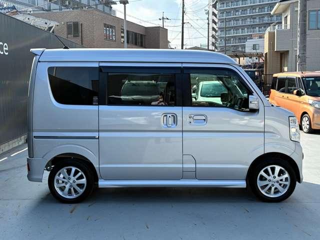 ＮＶ１００クリッパーリオ Ｇ　認定中古車走行距離無制限１年保証　バックモニター　両側オートスライドドア　オートステップ　前後純正ドライブレコーダー　キセノンヘッドランプ　運転席シートヒーター　ワンオーナー（8枚目）