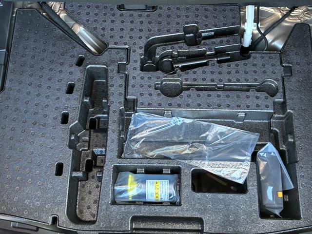 ノート １．２　Ｘ　認定中古車走行距離無制限１年保証（63枚目）