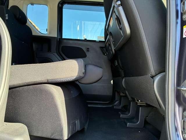 ��Ȃ͊ȒP�ɑO���֓|�����ނ��Ƃ��\�ł��B