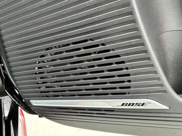 オーラ ニスモ　チューンドｅ－パワー４ＷＤ　認定中古車走行距離無制限１年保証　ＮＩＳＭＯチューン　ＢＯＳＥサウンドシステム　プロパイロット　全周囲カメラ　コネクトナビ　アルミ　フルエアロ　４ＷＤ　ＬＥＤヘッドライト　寒冷地仕様（14枚目）