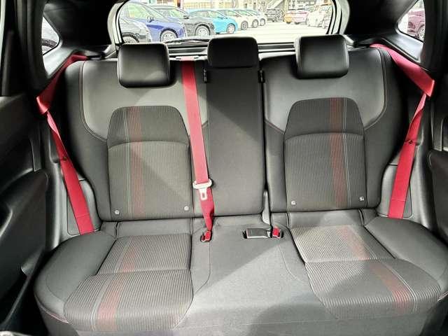 オーラ ニスモ　チューンドｅ－パワー４ＷＤ　認定中古車走行距離無制限１年保証　ＮＩＳＭＯチューン　ＢＯＳＥサウンドシステム　プロパイロット　全周囲カメラ　コネクトナビ　アルミ　フルエアロ　４ＷＤ　ＬＥＤヘッドライト　寒冷地仕様（16枚目）