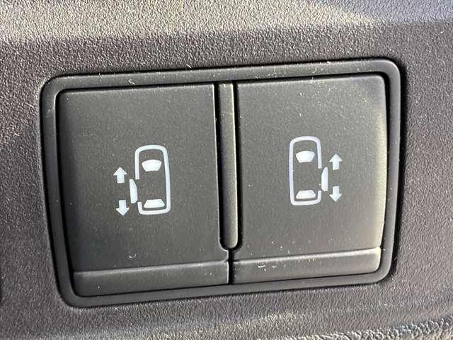 セレナ １．２　ｅ－ＰＯＷＥＲ　ハイウェイスター　Ｖ　認定中古車走行距離無制限１保証（7枚目）