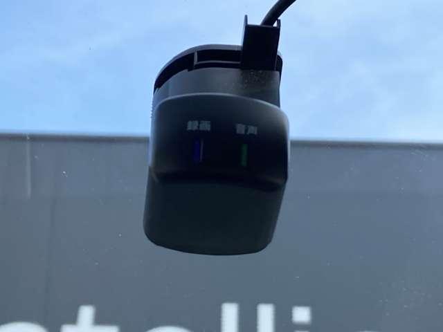 セレナ １．２　ｅ－ＰＯＷＥＲ　ハイウェイスター　Ｖ　認定中古車走行距離無制限１保証（9枚目）