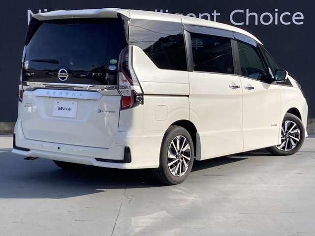 セレナ １．２　ｅ－ＰＯＷＥＲ　ハイウェイスター　Ｖ　認定中古車走行距離無制限１保証（16枚目）