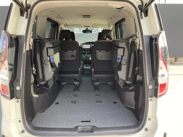 �T�[�h�V�[�g�͒��ˏグ���ɂȂ��Ă���܂��B�@���E�Ƃ��ɏグ�Ē����܂��Ƒ�e�ʂ̋�Ԃ��o���܂��B