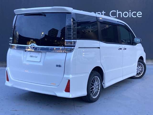 ヴォクシー 1.8 ハイブリッド ZS 煌III 走行距離無制限1年保証(5枚目)