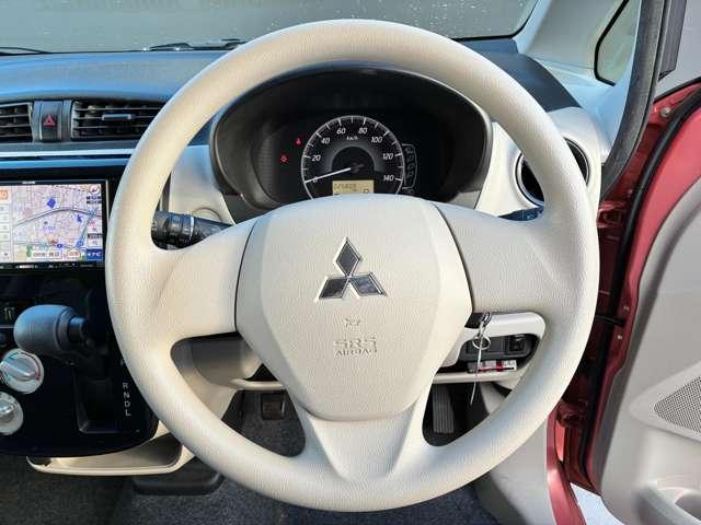 �n���h���͌y�₩�ɉ��C�����悭�^�]���ł��܂��B