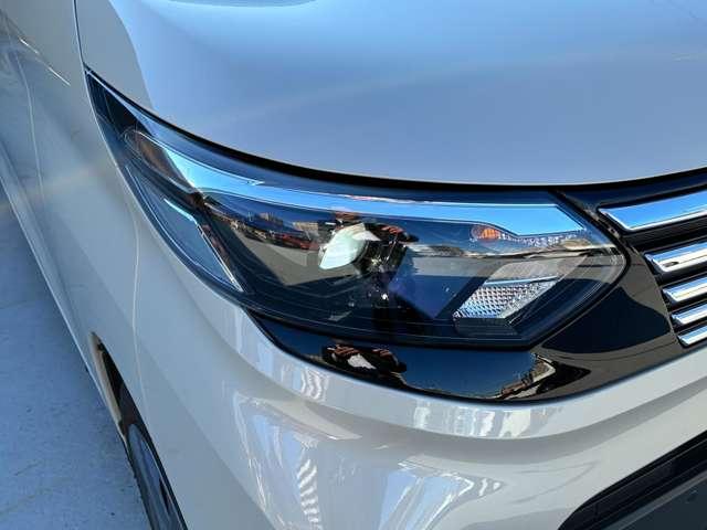 �k�d�c�w�b�h���C�g�ł��B