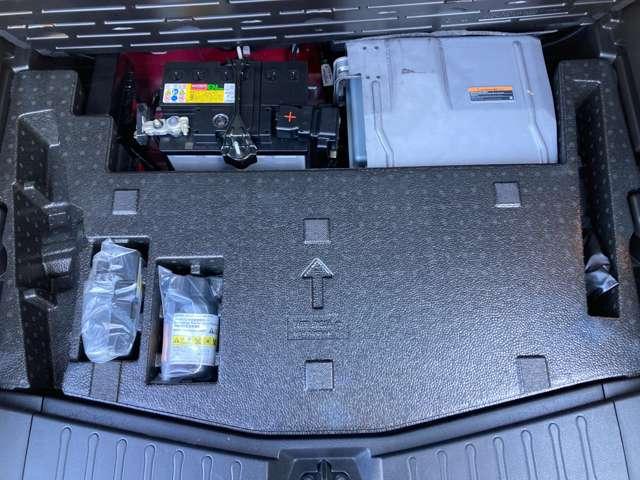 ノート ｅ－パワー　Ｘ　ＦＯＵＲ　認定中古車走行距離無制限１年保証　４ＷＤ　全周囲カメラ　ドラレコ　ＥＴＣ　ＬＥＤヘッドライト　アルミホイール　ナビ　ヒーター付ドアミラー（56枚目）