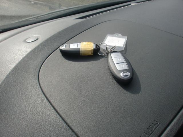 ノート メダリスト　純正ナビフルセグＴＶＤＶＤ再生Ｂｌｕｅｔｏｏｔｈオーディオアラウドビューモニター全周囲カメラアームレスト革巻きハンドル前後ドライブレコーダーインテリキー２個オートエアコンオートライトメッキドアノブ（23枚目）