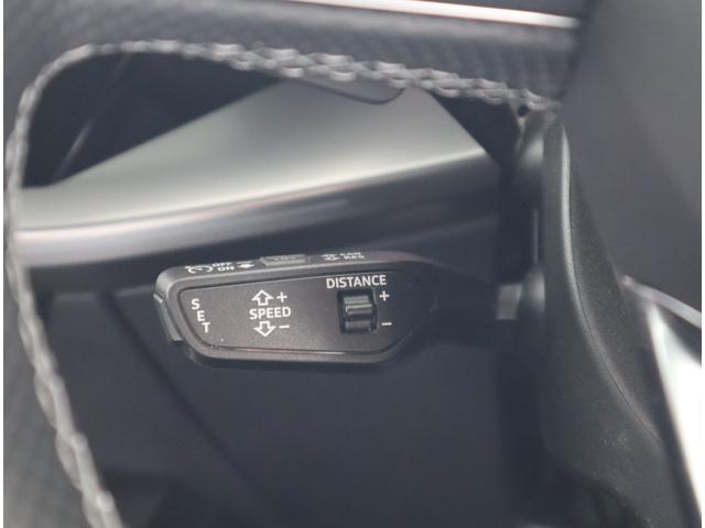 Ｓ３セダン ベースグレード　スペシャルボディカラー・Ａｕｄｉｓｐｏｒｔ１９ＡＷ・ブラックスタイリング・Ｂａｎｇ＆Ｏｌｆｓｅｎ・マトリクスＬＥＤライト・ダンピングコントロールサスペンション・プライバシーガラス・キャリパーレッド（50枚目）