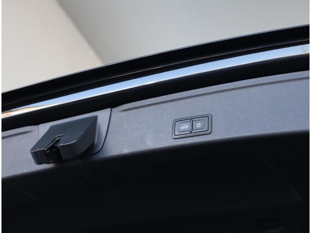 Ａ４アバント ４５ＴＦＳＩクワトロスポーツ　Ｓ－ｌｉｎｅ　パッケージ・アシスタンスパッケージ・シートヒーター前後・マトリクスＬＥＤヘッドライトパッケージ・バーチャルコックピット・オートマチックテールゲート・（78枚目）