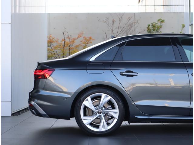 A4 35TFSI Sライン S-lineプラスパッケージ・コンフォートパッケージ・マトリクスLEDヘッドライト・スマートフォンインターフェイス・ワイヤレスチャージング・サラウンドビューカメラ/センサー・アーティフィシャルレザー(22枚目)
