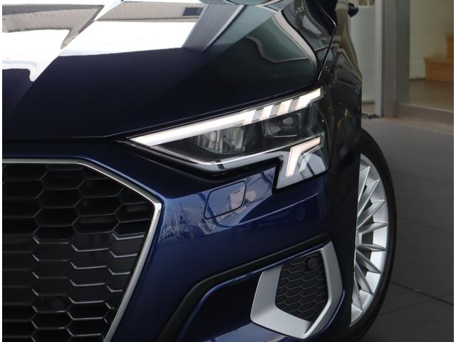 【早期発見！】夜間の事故の原因の多くが発見の遅れです。早期発見のためにＡｕｄｉはＬＥＤライトを装備し遠くまで確実に光を届けます。その眼は透明感に溢れています！