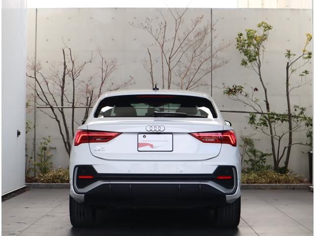 �����͈�ԗǂ������Ă���ƌ����Ă��܂��B�㑱�Ԃ���͂��̂悤�Ɍ����Ă��܂��B�������ނ悤�ȓƓ��̏d�����̂���O���}���X�ȃ����f�U�C���B��납��̋��������������܂��B