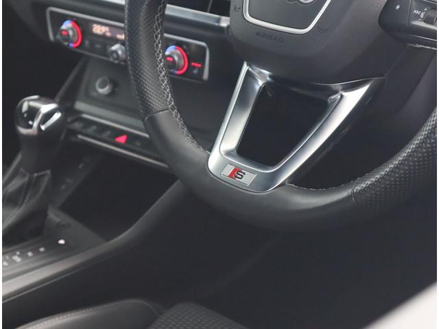 �n���h���������ɂ͂r�|���������̃o�b�W��������ʊ���\�����Ă���܂��B