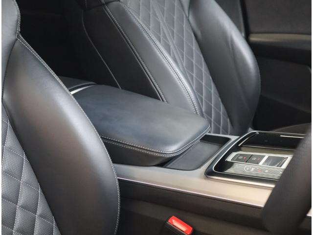 �I�u�������荂�������A���ɂ͏���������t���Ă���܂��B