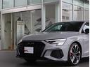 ベースグレード　スペシャルボディカラー・Ａｕｄｉｓｐｏｒｔ１９ＡＷ・ブラックスタイリング・Ｂａｎｇ＆Ｏｌｆｓｅｎ・マトリクスＬＥＤライト・ダンピングコントロールサスペンション・プライバシーガラス・キャリパーレッド（32枚目）