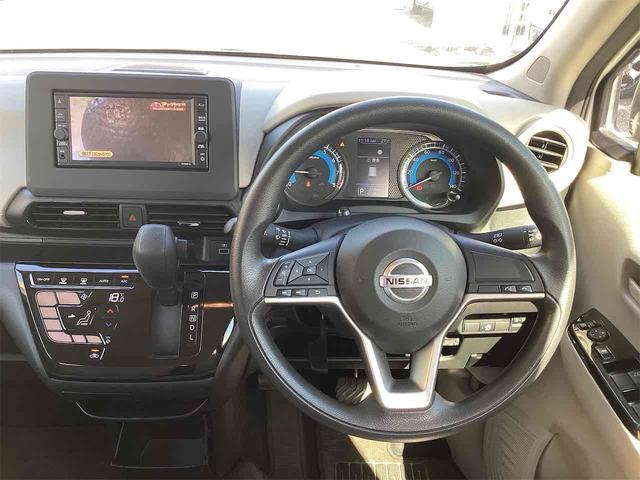 デイズ Ｘ　ＥＴＣ　全周囲カメラ　ナビ　ＴＶ　クリアランスソナー　スマートキー　アイドリングストップ　ＣＶＴ　ＥＳＣ　ＣＤ　ＵＳＢ　ミュージックプレイヤー接続可　Ｂｌｕｅｔｏｏｔｈ　アルミホイール　エアコン（5枚目）
