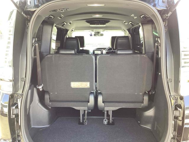 ヴォクシー ＺＳ　煌ＩＩＩ　ＥＴＣ　バックカメラ　ナビ　ＴＶ　クリアランスソナー　オートクルーズコントロール　レーンアシスト　衝突被害軽減システム　両側電動スライドドア　オートマチックハイビーム　オートライト（22枚目）