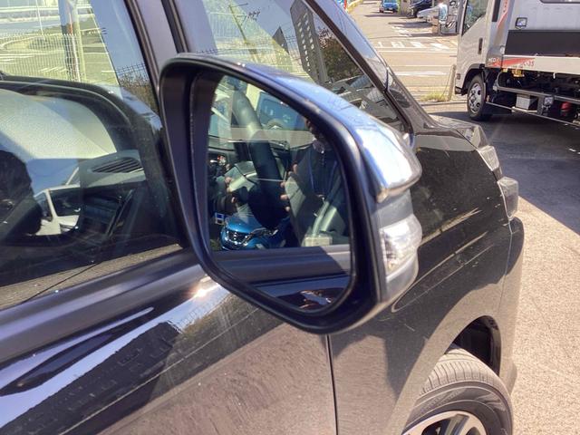 ヴォクシー ＺＳ　煌ＩＩＩ　ＥＴＣ　バックカメラ　ナビ　ＴＶ　クリアランスソナー　オートクルーズコントロール　レーンアシスト　衝突被害軽減システム　両側電動スライドドア　オートマチックハイビーム　オートライト（28枚目）