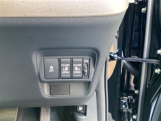 フリード エアー　ＥＸ　バックカメラ　クリアランスソナー　オートクルーズコントロール　レーンアシスト　衝突被害軽減システム　両側電動スライドドア　オートライト　ＬＥＤヘッドランプ　スマートキー　電動格納ミラー　シートヒーター（9枚目）