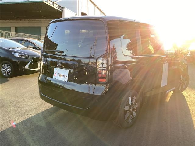 フリード エアー　ＥＸ　バックカメラ　クリアランスソナー　オートクルーズコントロール　レーンアシスト　衝突被害軽減システム　両側電動スライドドア　オートライト　ＬＥＤヘッドランプ　スマートキー　電動格納ミラー　シートヒーター（18枚目）