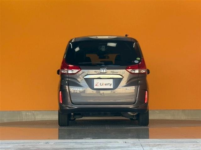 フリードハイブリッド ハイブリッド・Gホンダセンシング ETC バックカメラ TV オートクルーズコントロール レーンアシスト 衝突被害軽減システム 両側電動スライドドア オートライト LEDヘッドランプ スマートキー アイドリングストップ 電動格納ミラー(18枚目)