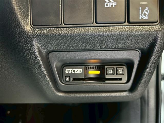 ステップワゴンスパーダ e:HEVスパーダ G・EX ホンダセンシング 全周囲カメラ ナビ TV オートクルーズコントロール レーンアシスト パークアシスト 衝突被害軽減システム 両側電動スライドドア LEDヘッドランプ スマートキー 電動格納ミラー(7枚目)