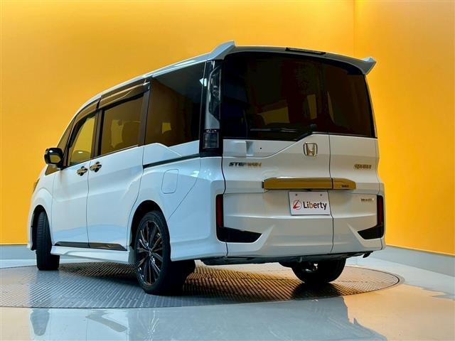 ステップワゴンスパーダ e:HEVスパーダ G・EX ホンダセンシング 全周囲カメラ ナビ TV オートクルーズコントロール レーンアシスト パークアシスト 衝突被害軽減システム 両側電動スライドドア LEDヘッドランプ スマートキー 電動格納ミラー(20枚目)