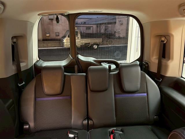 ステップワゴンスパーダ e:HEVスパーダ G・EX ホンダセンシング 全周囲カメラ ナビ TV オートクルーズコントロール レーンアシスト パークアシスト 衝突被害軽減システム 両側電動スライドドア LEDヘッドランプ スマートキー 電動格納ミラー(65枚目)