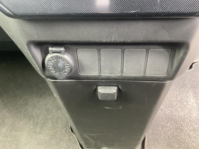 ルーミー Ｇ　Ｓ　純正ナビ　ＥＴＣ　バックカメラ　両側電動スライドドア　オートクルーズコントロール　衝突被害軽減システム　オートライト　スマートキー　アイドリングストップ　電動格納ミラー　フルフラット（9枚目）