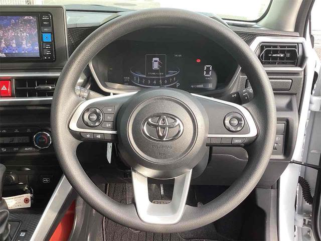 ライズ Ｇ　バックカメラ　クリアランスソナー　レーンアシスト　衝突被害軽減システム　ナビ　ＴＶ　オートライト　ＬＥＤヘッドランプ　アルミホイール　スマートキー　アイドリングストップ　電動格納ミラー　ＣＶＴ（6枚目）