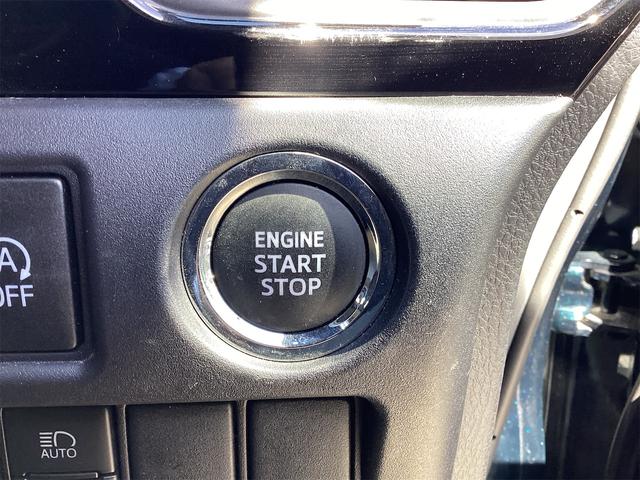 ヴォクシー ＺＳ　煌ＩＩ　ＥＴＣ　バックカメラ　純正１０インチナビ　クリアランスソナー　オートクルーズコントロール　レーンアシスト　衝突被害軽減システム　両側電動スライドドア　オートマチックハイビーム　オートライト（10枚目）