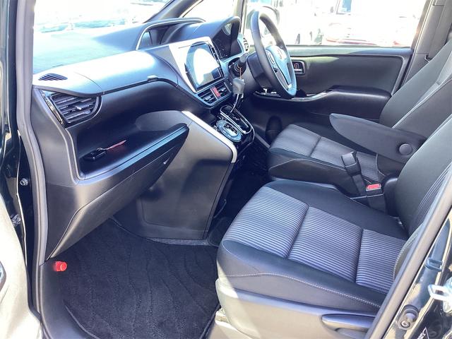 ヴォクシー ＺＳ　煌ＩＩ　ＥＴＣ　バックカメラ　純正１０インチナビ　クリアランスソナー　オートクルーズコントロール　レーンアシスト　衝突被害軽減システム　両側電動スライドドア　オートマチックハイビーム　オートライト（27枚目）