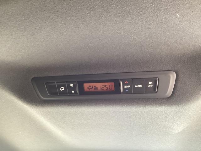 ヴォクシー ＺＳ　煌ＩＩ　ＥＴＣ　バックカメラ　純正１０インチナビ　クリアランスソナー　オートクルーズコントロール　レーンアシスト　衝突被害軽減システム　両側電動スライドドア　オートマチックハイビーム　オートライト（34枚目）