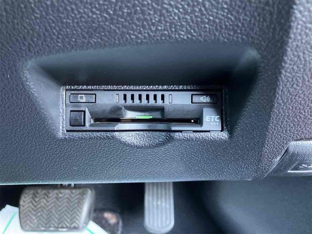 プリウス Aツーリングセレクション 純正ナビ ETC クリアランスソナー レーンアシスト オートクルーズコントロール パークアシスト 衝突被害軽減システム バックカメラ フロントカメラ TV アルミホイール(8枚目)