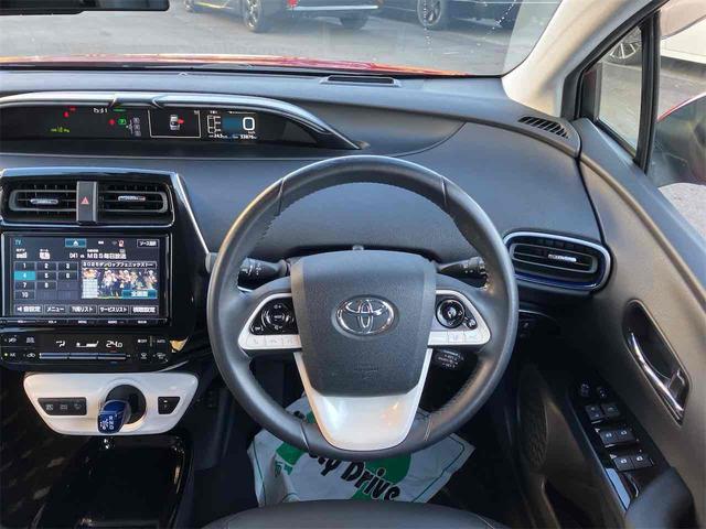 プリウス Aツーリングセレクション 純正ナビ ETC クリアランスソナー レーンアシスト オートクルーズコントロール パークアシスト 衝突被害軽減システム バックカメラ フロントカメラ TV アルミホイール(22枚目)