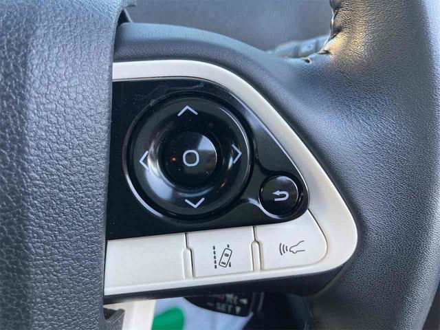 プリウス Aツーリングセレクション 純正ナビ ETC クリアランスソナー レーンアシスト オートクルーズコントロール パークアシスト 衝突被害軽減システム バックカメラ フロントカメラ TV アルミホイール(24枚目)