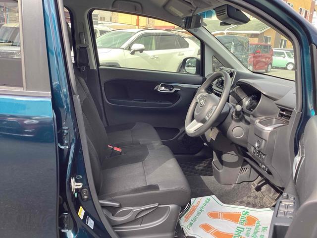 ムーヴ カスタム　ＸリミテッドＩＩ　ＳＡＩＩＩ　ＥＴＣ　衝突被害軽減システム　オートマチックハイビーム　オートライト　スマートキー　アイドリングストップ　電動格納ミラー　シートヒーター　ベンチシート　ＣＶＴ　ＡＢＳ（12枚目）