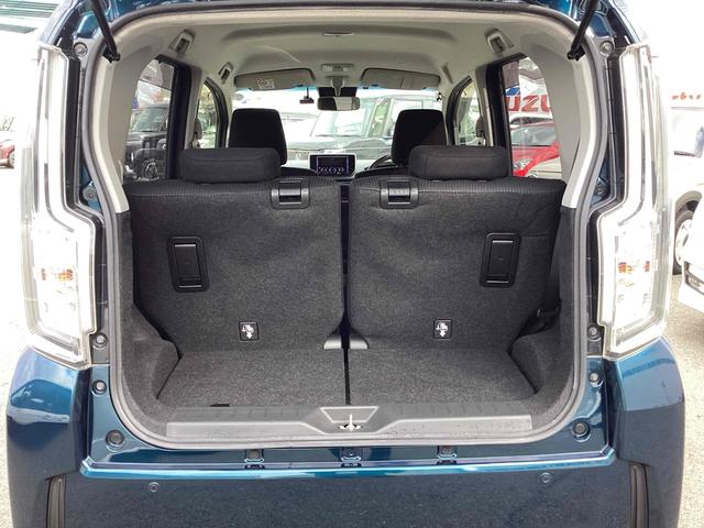 ムーヴ カスタム　ＸリミテッドＩＩ　ＳＡＩＩＩ　ＥＴＣ　衝突被害軽減システム　オートマチックハイビーム　オートライト　スマートキー　アイドリングストップ　電動格納ミラー　シートヒーター　ベンチシート　ＣＶＴ　ＡＢＳ（17枚目）